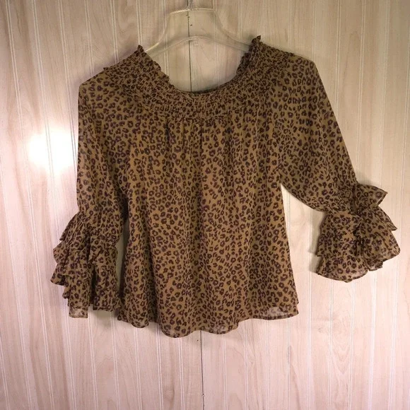 CeCe‎ Leopard Print Smocked Off Shoulder Ruffled Sleeve Sheer Top Size XS Boho - Picture 8 of 9